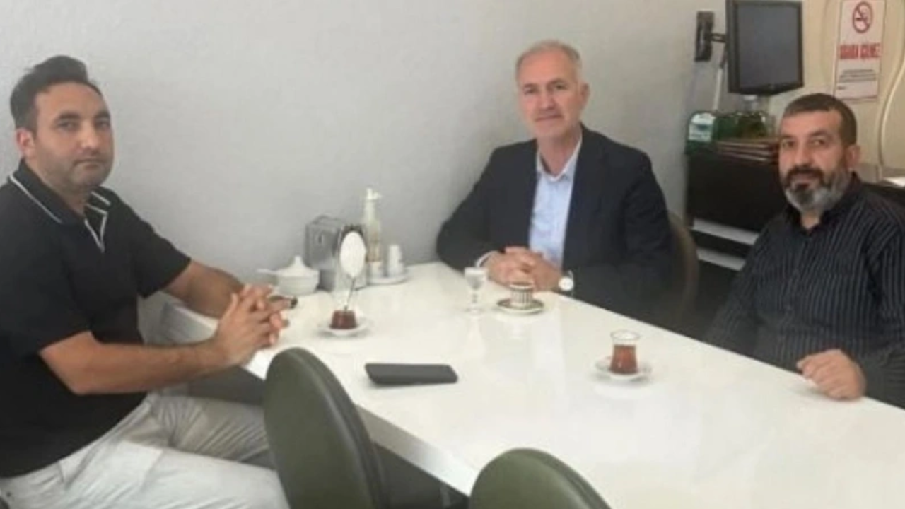 Bakanlığın hileli bulduğu pideciye AK Partili belediye başkanından 'destek' ziyareti