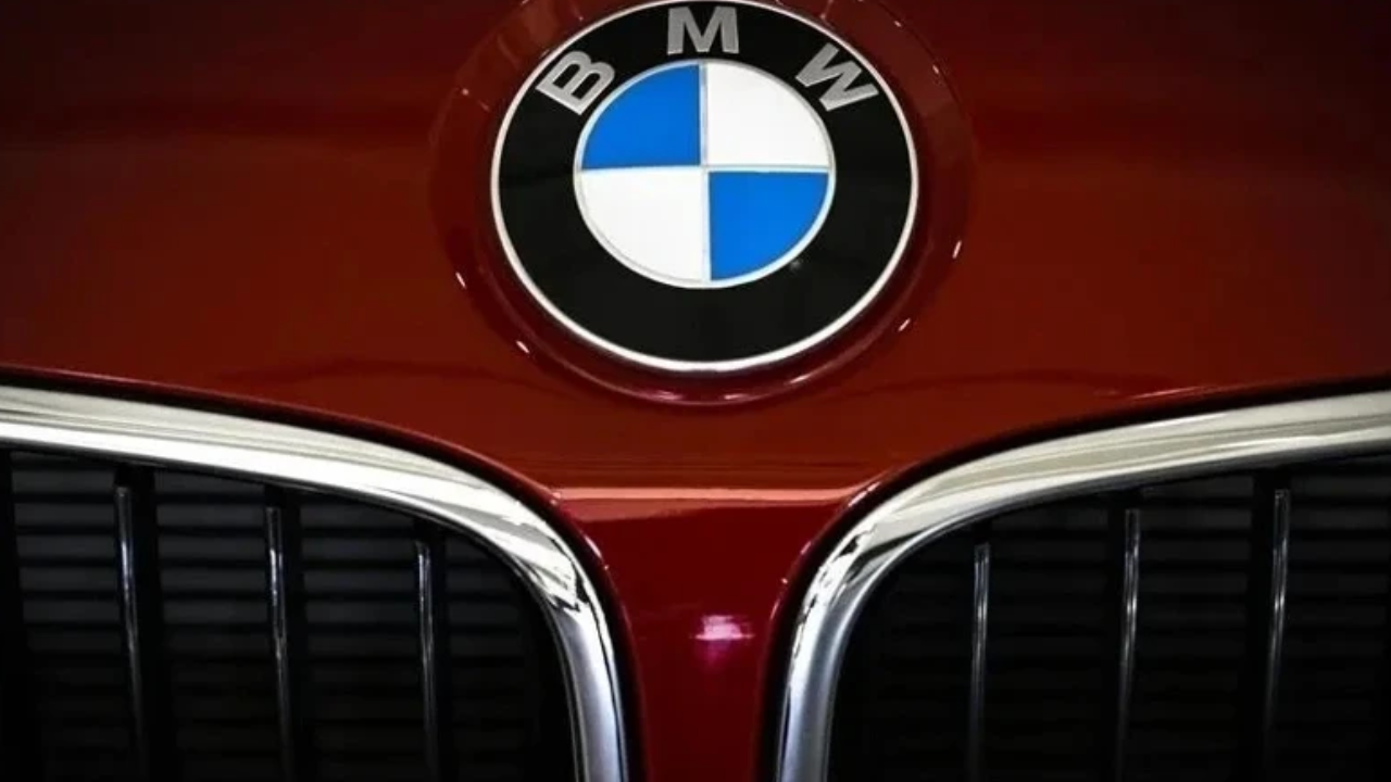Otomotiv devinde küçülme kararı: 8 bin kişi işten çıkarılıyor