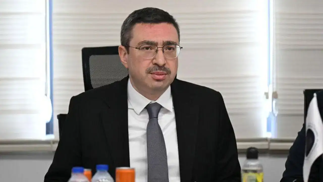 Eski SPK Başkanı savcıdan önce medyaya konuştu: Hisselerdeki 1000 kat artış halkın teveccühü de olabilirmiş!