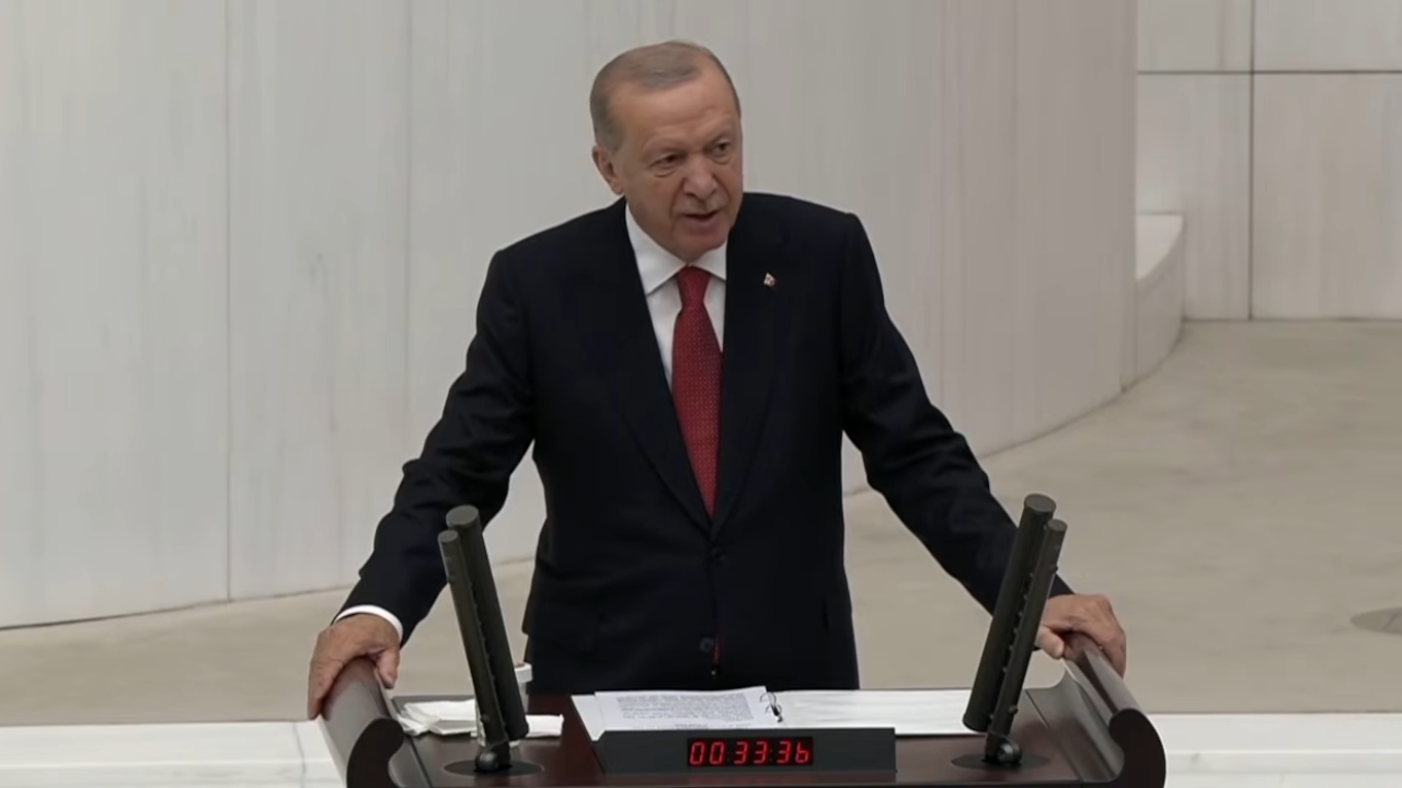 Cumhurbaşkanı Erdoğan'dan 'fon' açıklaması: Bu meseleyi süratle çözüyoruz