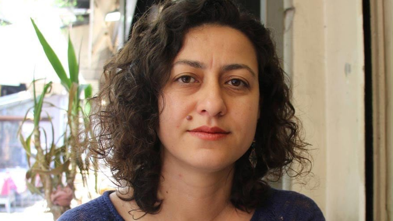 Gazeteci Derya Okatan ifadesi alınmadan tutuklamaya sevk edildi