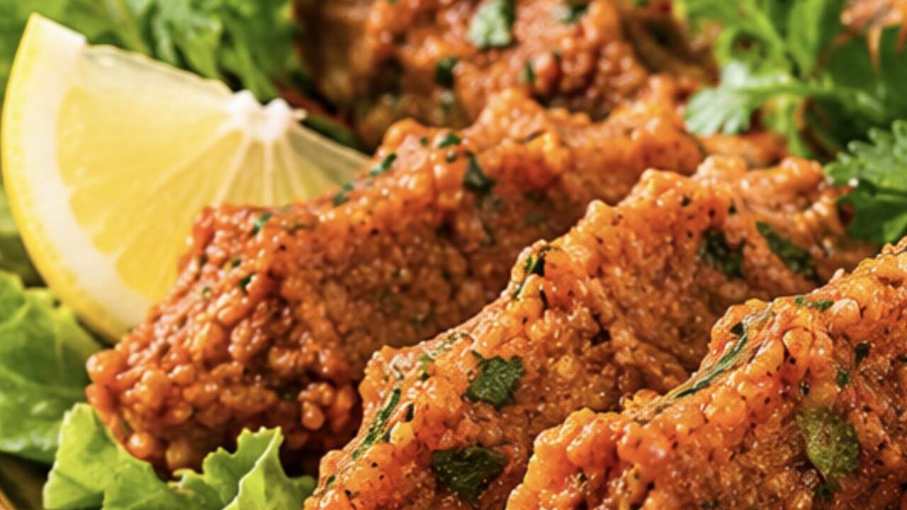 Mercimek köftesi kuru kalmasın: Adana usulü hazırlama yöntemi