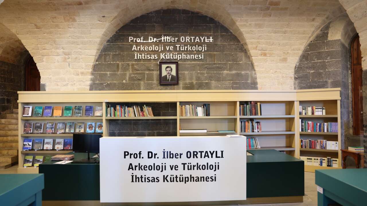 Prof. Dr. İlber Ortaylı Arkeoloji ve Türkoloji İhtisas Kütüphanesi açıldı