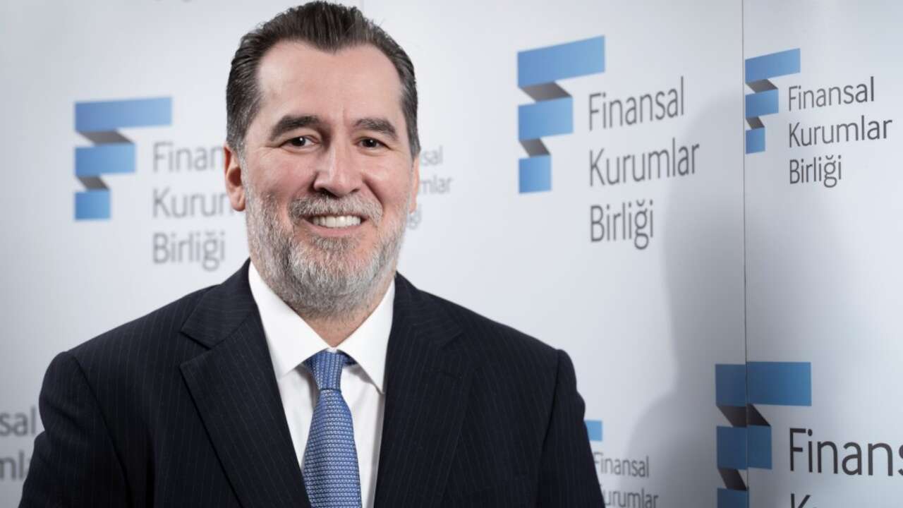 Fon soruşturmasıyla adı gündem olan Ali Emre Ballı intihar etti