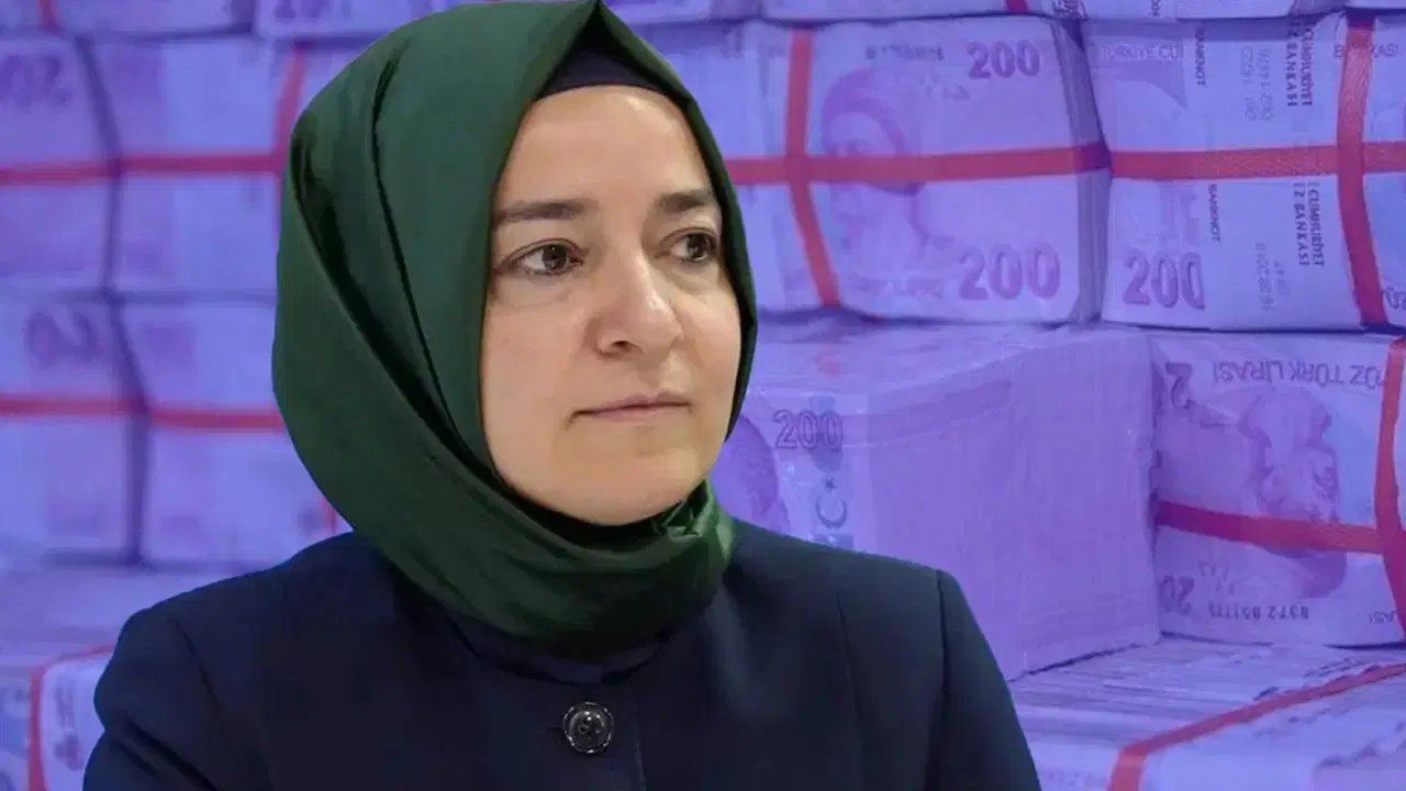 Fatma Betül Sayan Kaya, AK Parti’den ihraç edildi