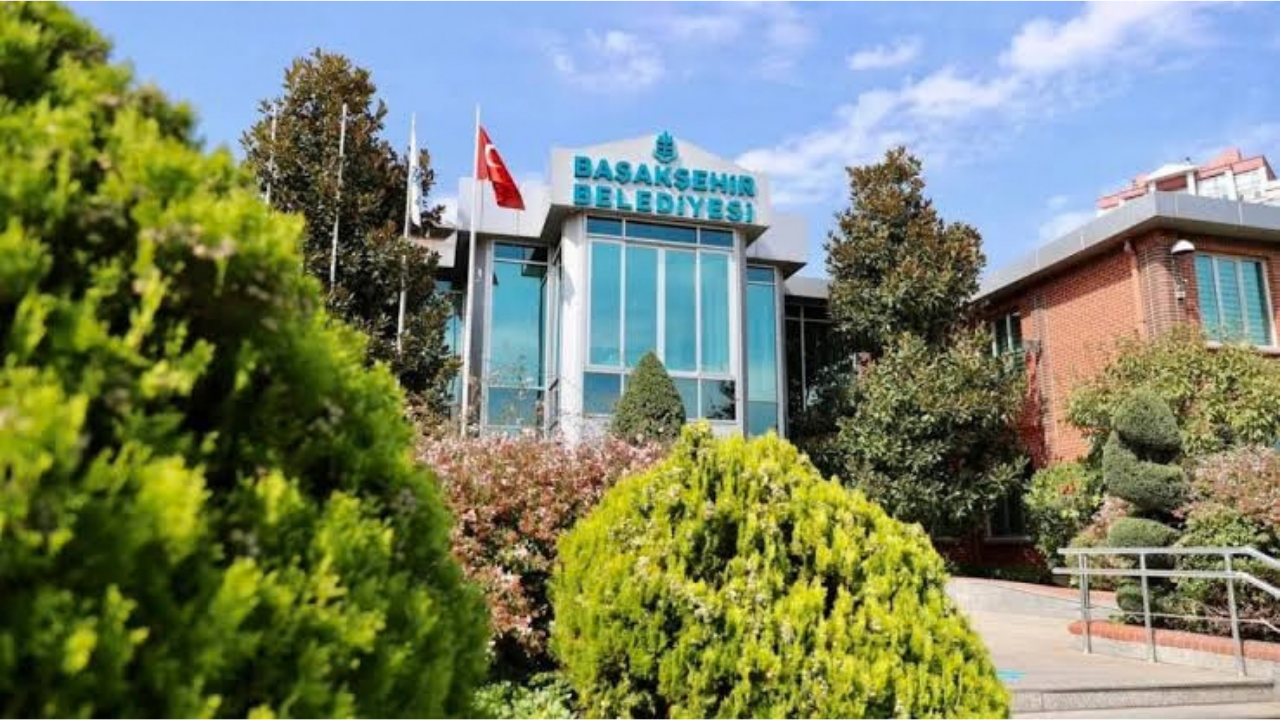 Başakşehir Belediyesi'nde 1,5 milyar TL'nin hesabı verilemiyor