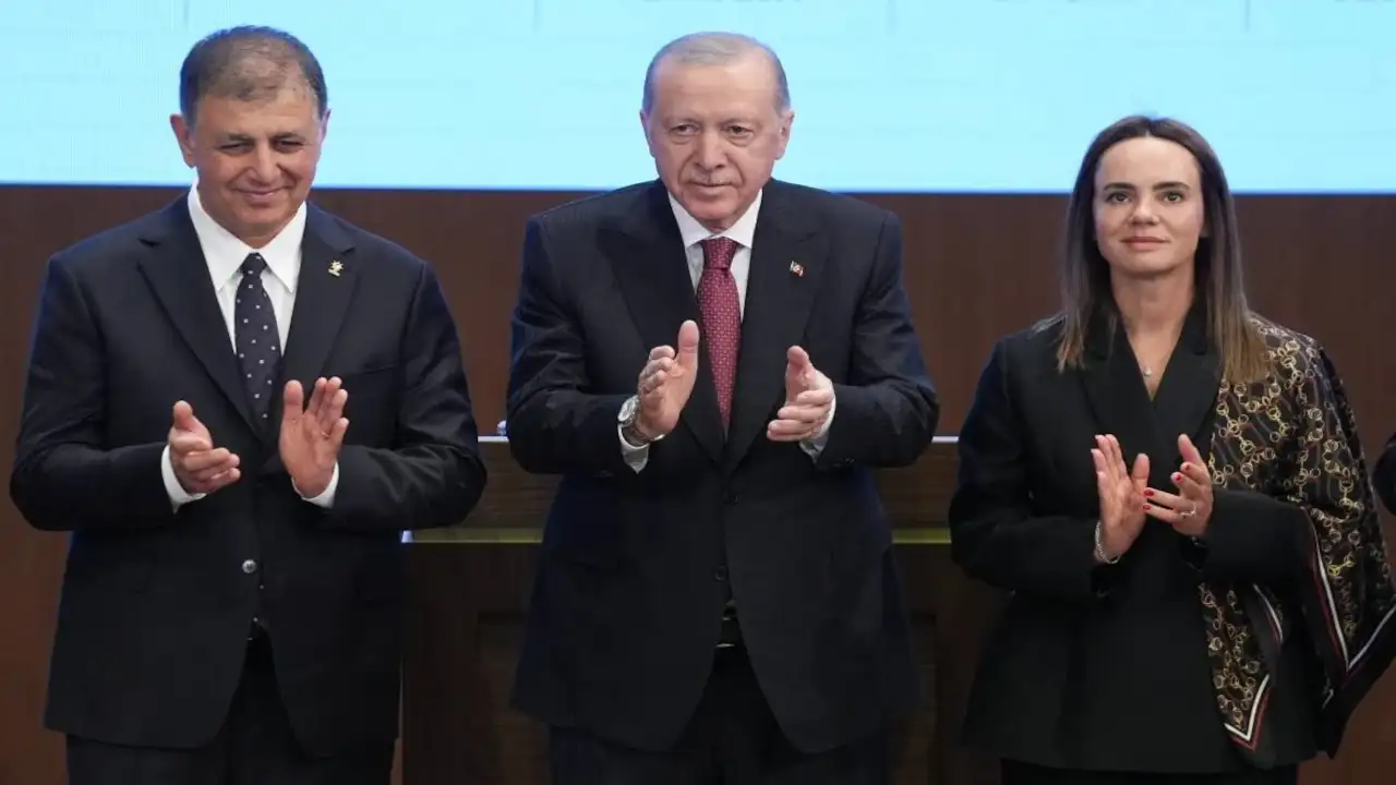 Korku... Cemil Tugay’dan Barış Akademisyenleri'ne!