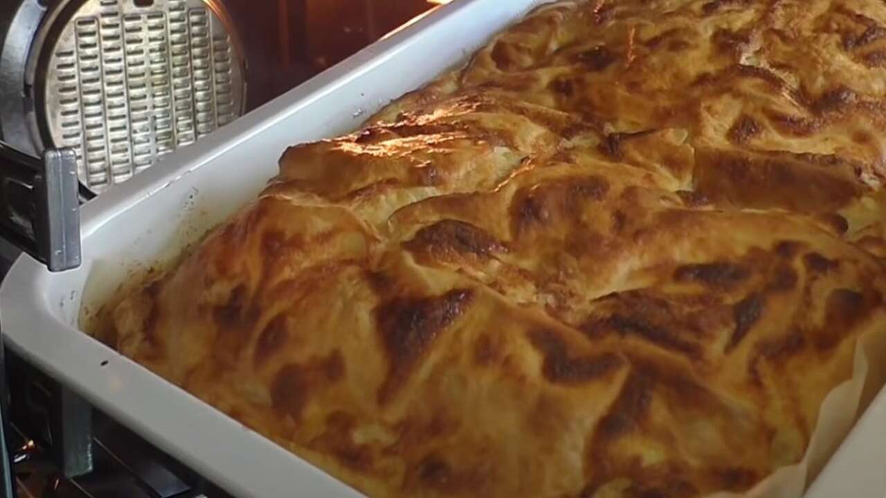 Tarihi börekçilerin sodalı patatesli börek tarifi! Karaköy usulü çıtır çıtır oluyor