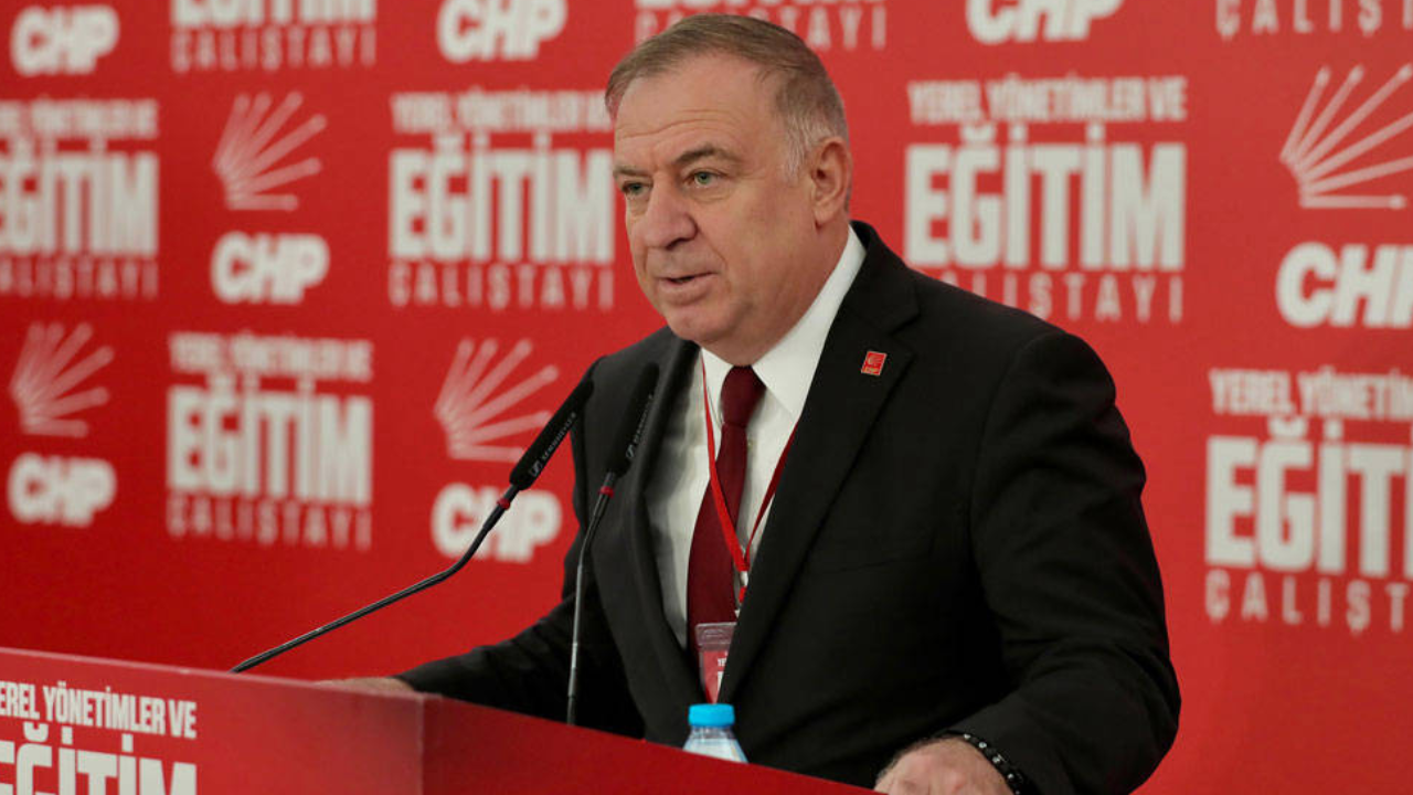 YENİ Partili Zeybek fon krizi sonrası erimeyi açıkladı: 'Bir haftada 44,6 milyar TL daha küçüldü'