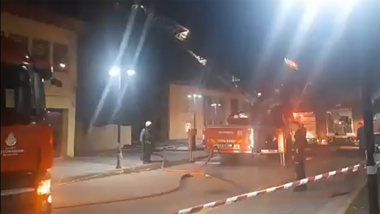 Koşuyolu Yüksek İhtisas Hastanesi idari binasında yangın