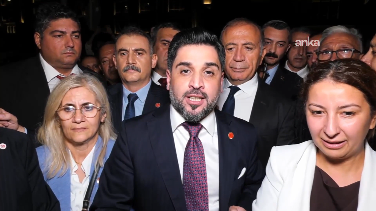 Eyüpsultan Belediye Başkanvekili Parlak: 5 arkadaşımız tehditle diğer adaya oy verdi