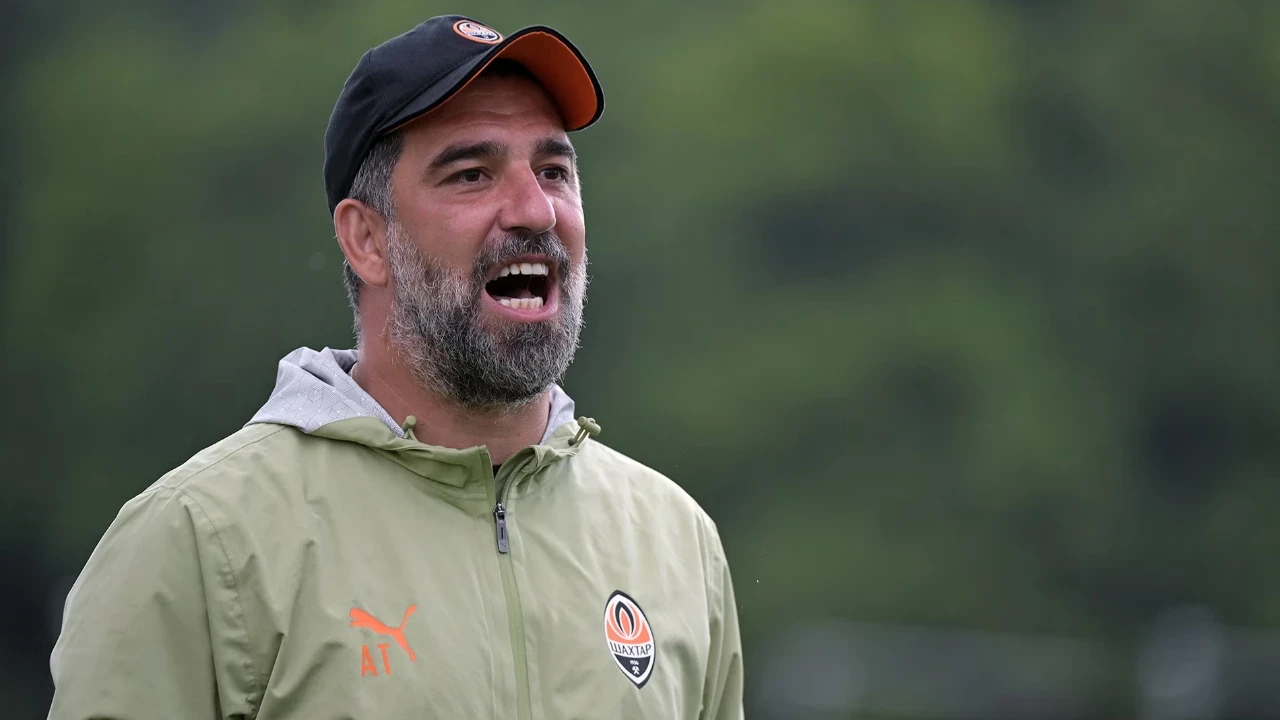A Milli Takım için sürpriz iddia: Arda Turan İstanbul'a geldi