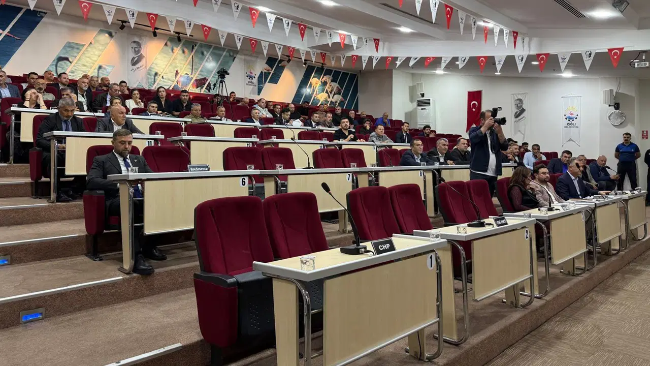 AK Parti'ye geçen başkana boykot! Belediye meclisinde çoğunluk sağlanamadı