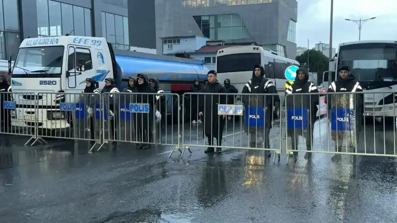 Başsavcılıktan Halk TV açıklaması: 11 kişi gözaltına alındı, şirketlere TMSF kayyım olarak atandı