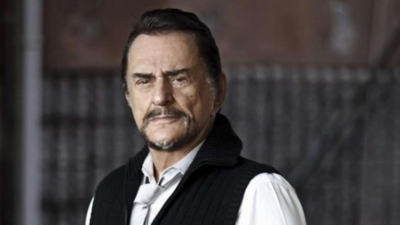 Usta sanatçı Alpay yaşamını yitirdi