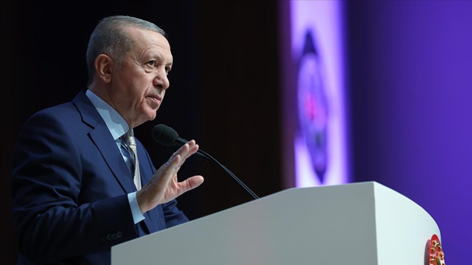 Erdoğan'dan 31 Mart çıkışı: Sandığa gölge düşürülmesine izin vermeyeceğiz