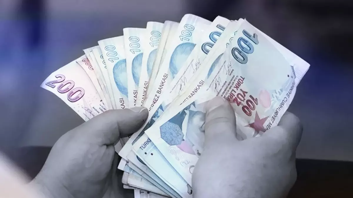 EYT'yi kaçıranlara kademeli emeklilik gelecek mi? Prof. Dr. Cem Kılıç, iddialara açıklık getirdi