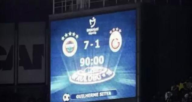 Kadıköy'de Galatasaray logosu bilmecesi