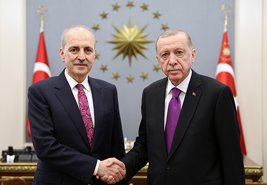 Erdoğan, Meclis Başkanı Kurtulmuş ile bir araya geldi
