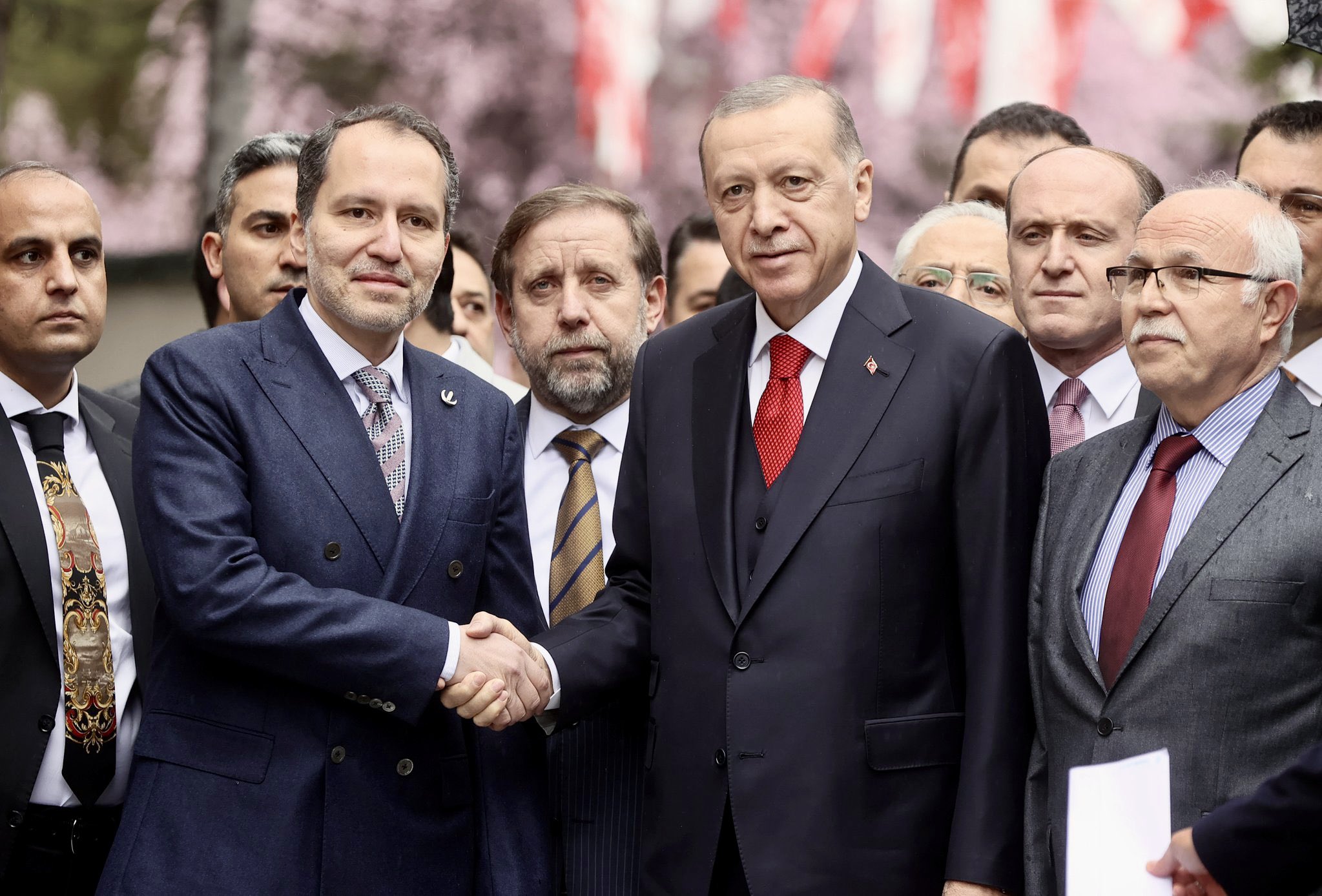 Erdoğan YRP lideri Erbakan'ı davet etti: Belirsizlik sonlanacak mı?