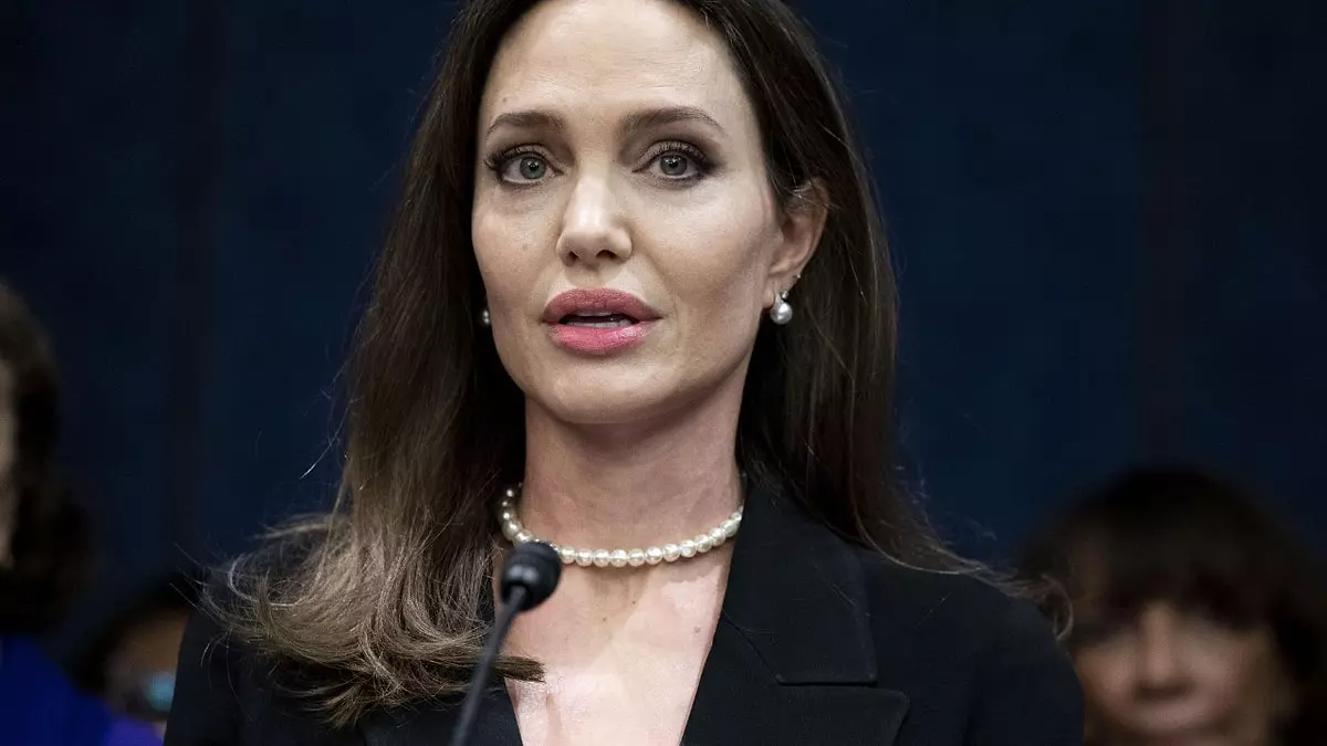Angelina Jolie'den İsrail saldırısına tepki: Gazze toplu mezara dönüşüyor