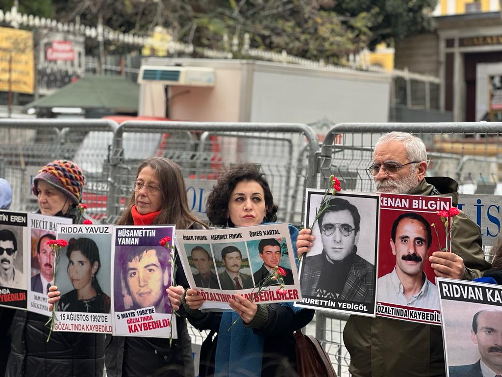 Cumartesi Anneleri 981’inci haftada: Kaç yıl geçerse geçsin, kayıplarımız için adalet istemekten vazgeçmeyeceğiz