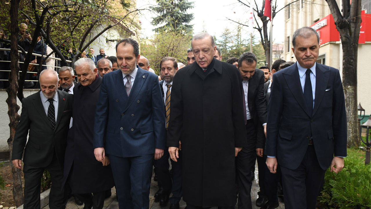 Kulis: Erdoğan, Yeniden Refah Partisi'ne kızgın