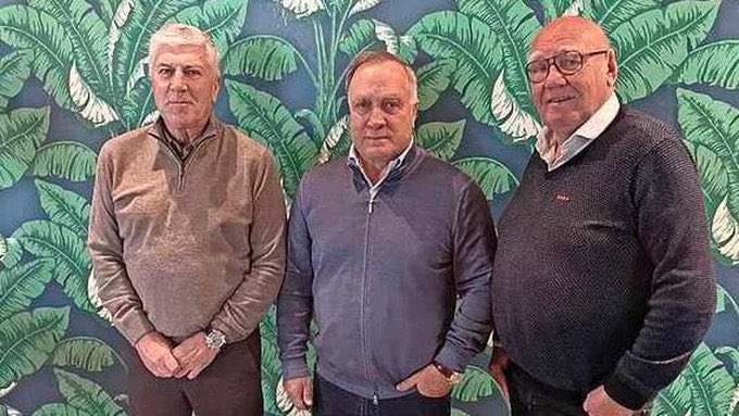 Fenerbahçe'nin eski teknik direktörüğünden şaşırtan karar! Curaçoa'nın başına geçti