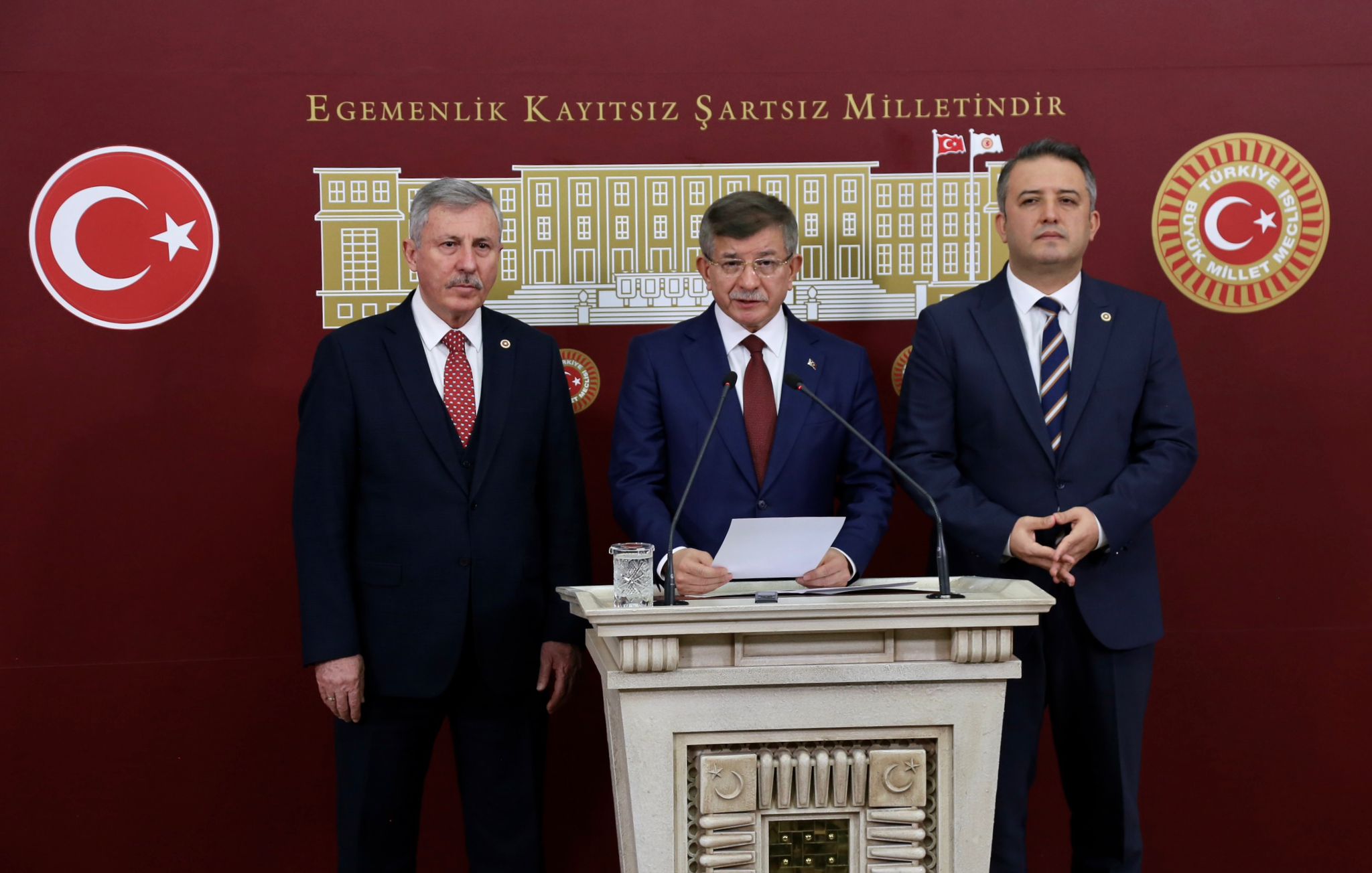 Davutoğlu; Erdoğan, Bahçeli ve Akşener görüşmesini eleştirdi: Cumhurbaşkanının kutuplaştırma siyaseti