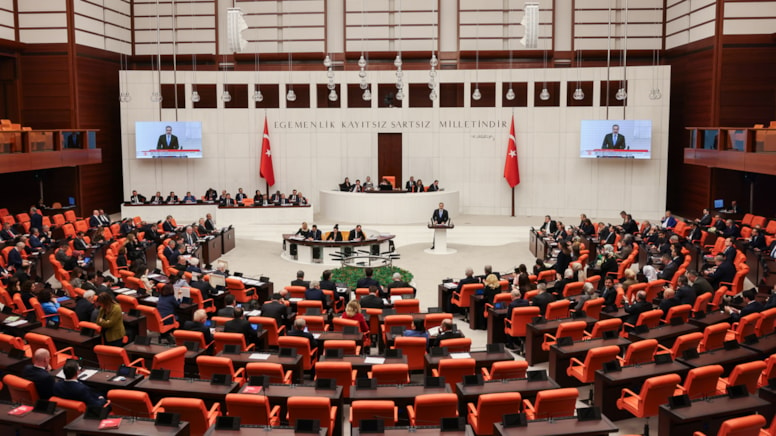 Meclis'te uzlaşı: CHP ve Saadet ayrı bildirilerden vazgeçti, tezkereye 'evet' dedi