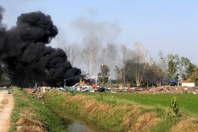 Tayland'da havai fişek fabrikasında patlama: En az 17 kişi yaşamını yitirdi