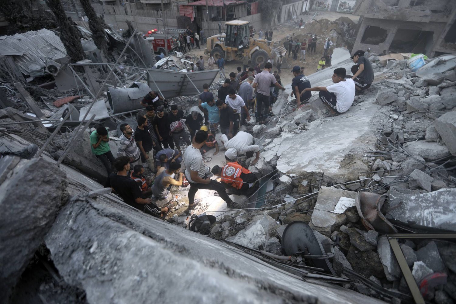Hamas: Gazze'de 7 binden fazla kişi enkaz altında kayıp