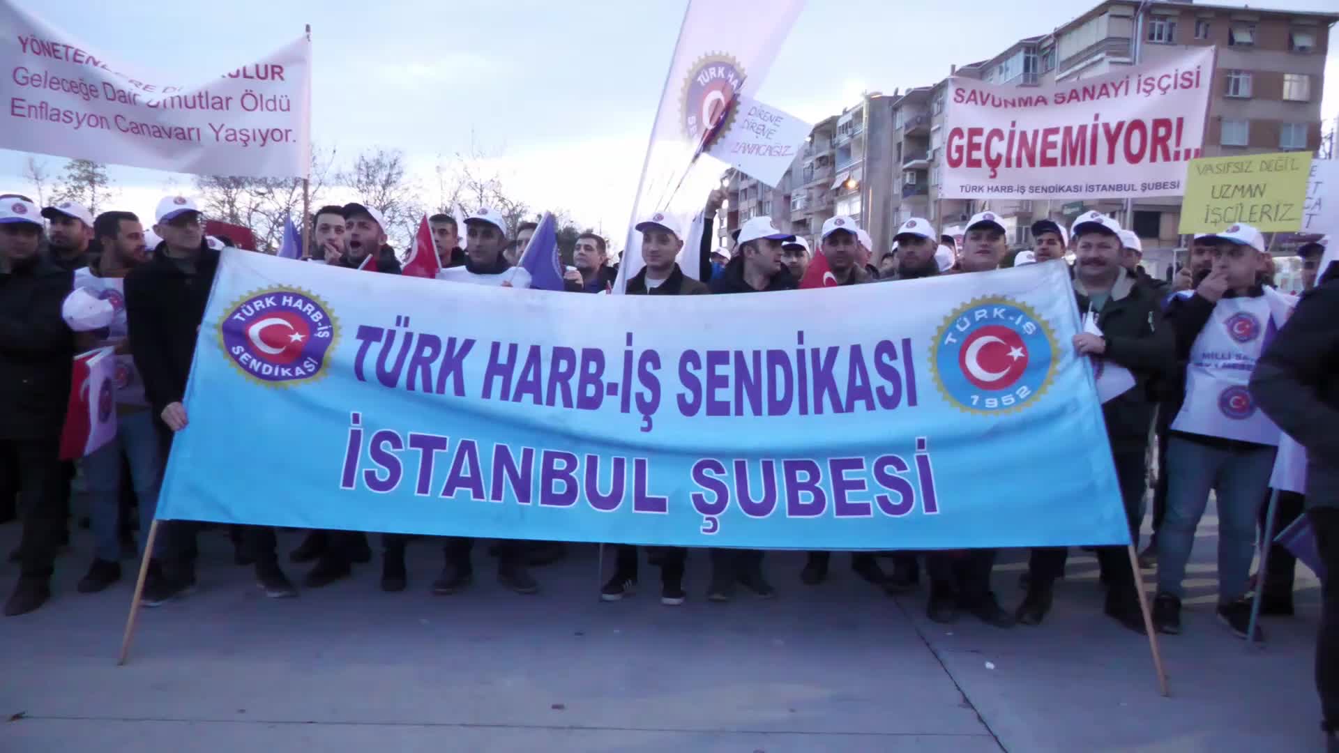 Türk Harb-İş Sendikası'ndan düşük ücret eylemi