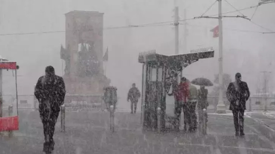 AKOM tarih verdi: İstanbul'da sıcaklıklar 10 derece birden düşecek, kar gelecek