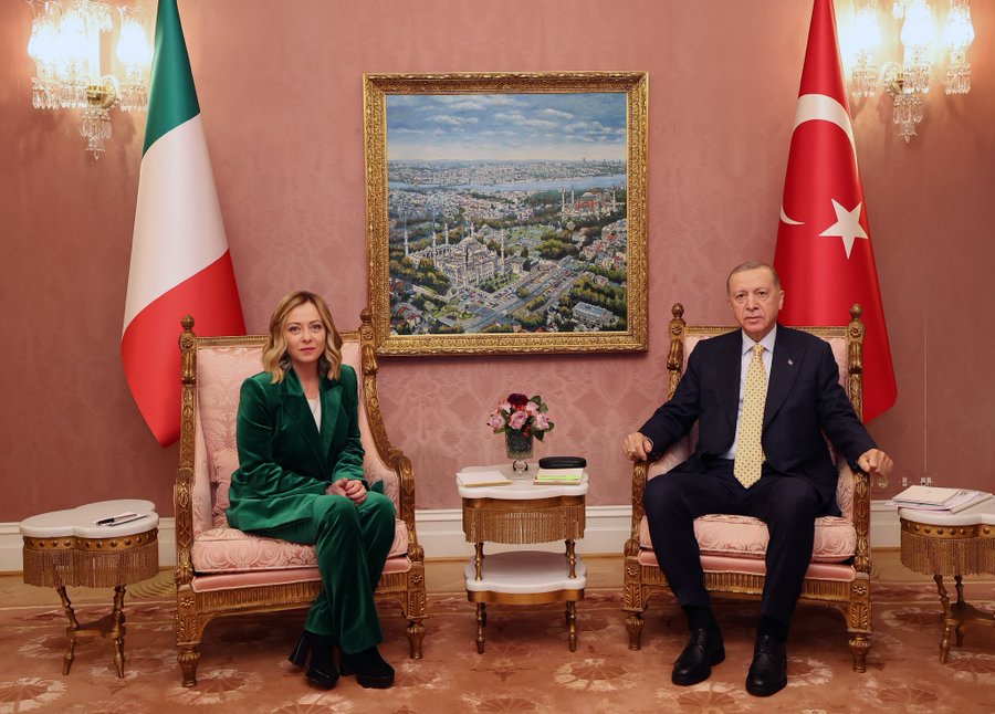 Erdoğan'la görüşmeye gelen İtalya Başbakanı Meloni'den İstanbul turu