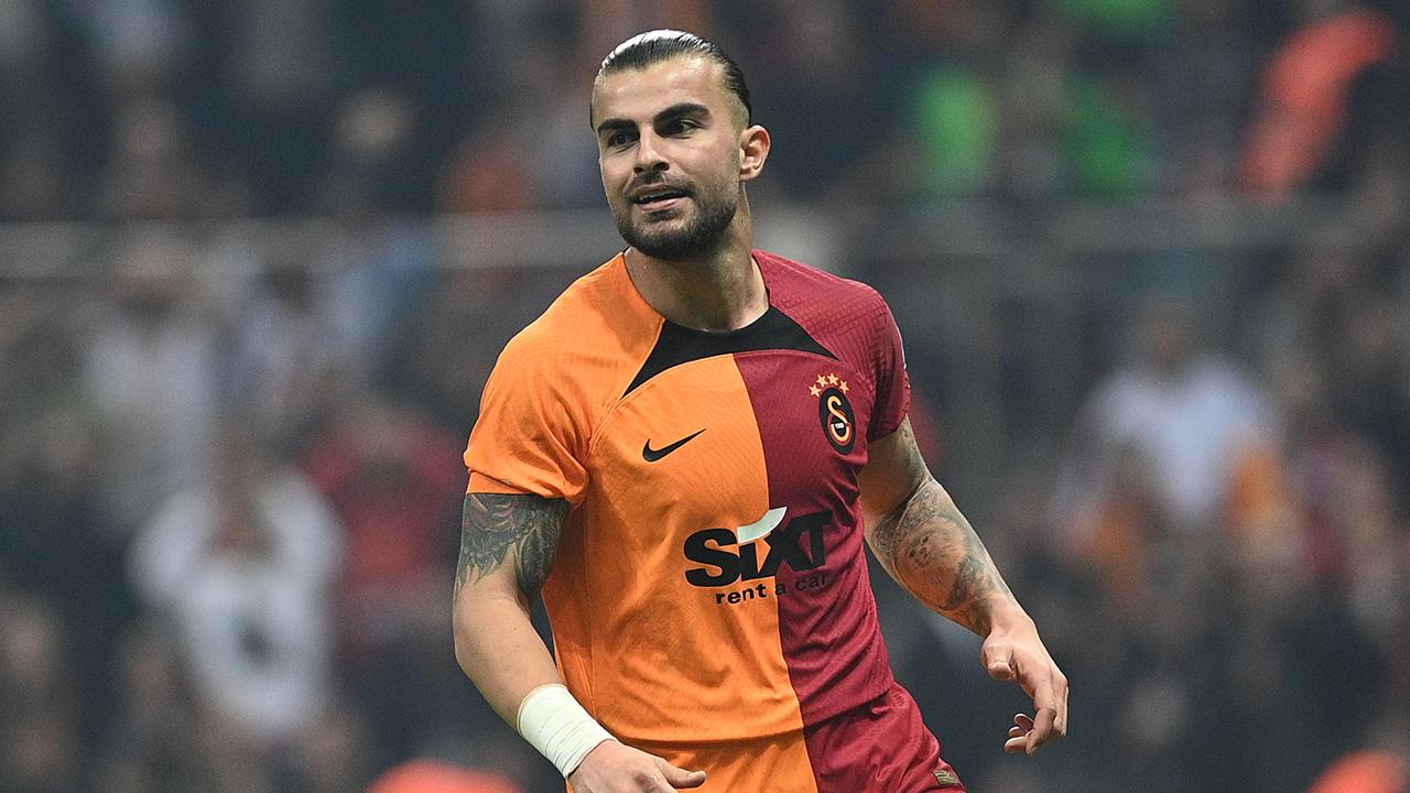 Galatasaray'da sakatlık şoku: Abdülkerim, oyuna devam edemedi