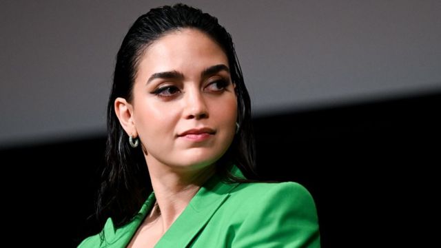 Filistin'e desteği yüzünden kovulan Hollywood yıldızı, eylemde yol kapattı