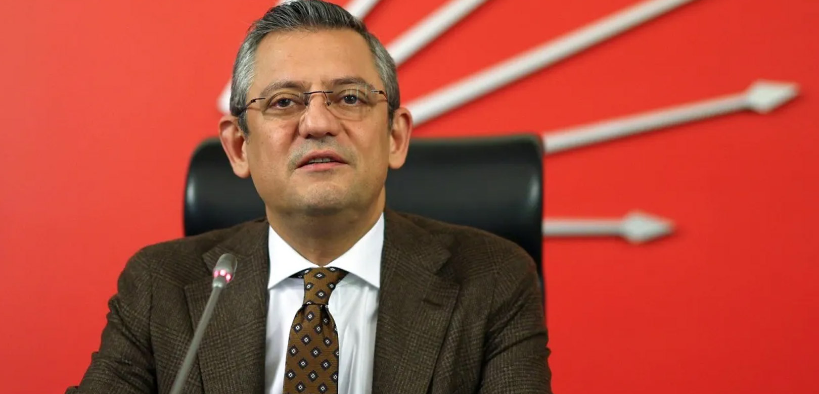 CHP lideri Özgür Özel: En düşük emekli maaşı asgari ücret olana kadar susmayacağız