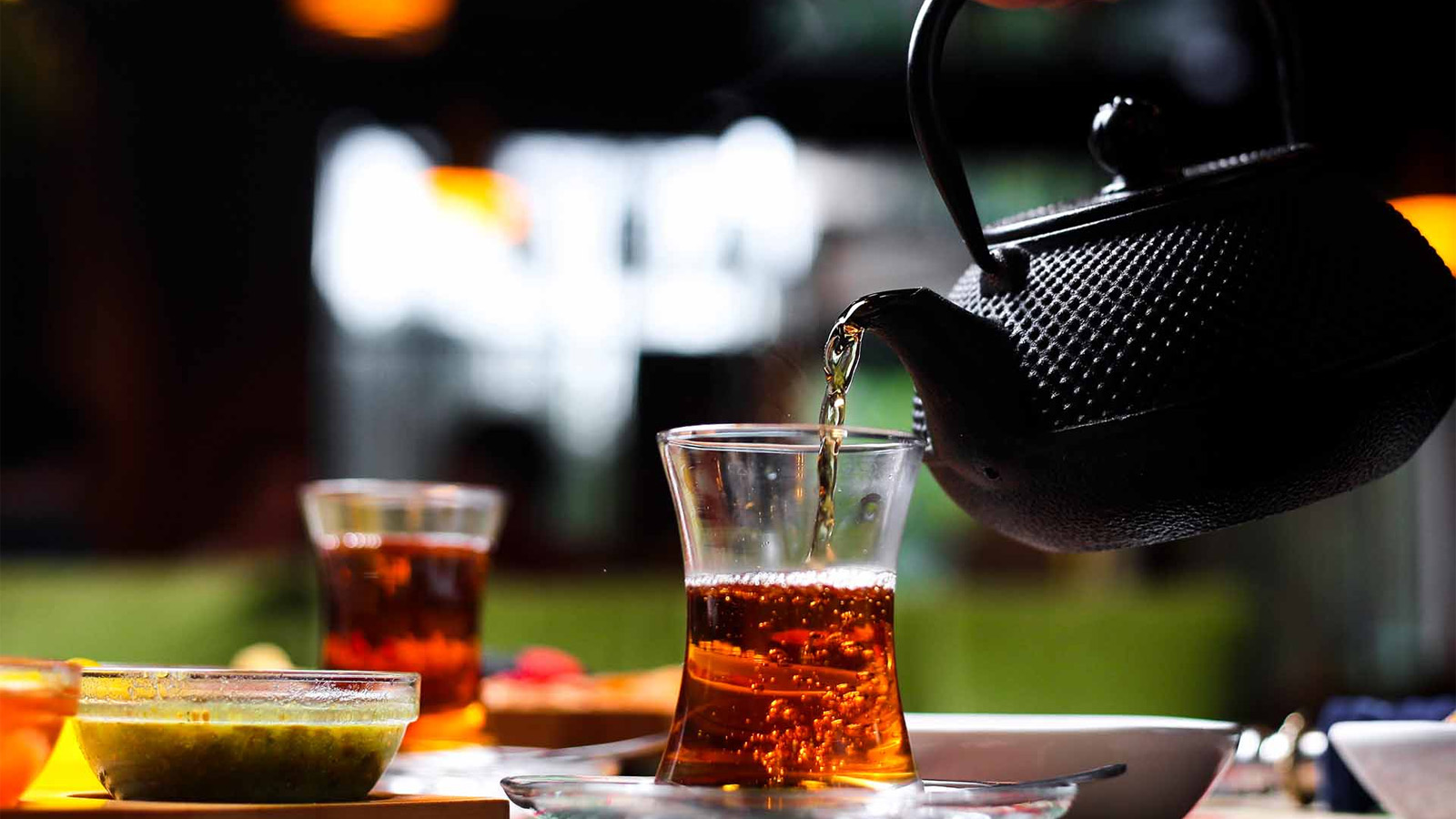 Bilim insanlarına göre; çay içmek yaşlanmayı yavaşlatıyor