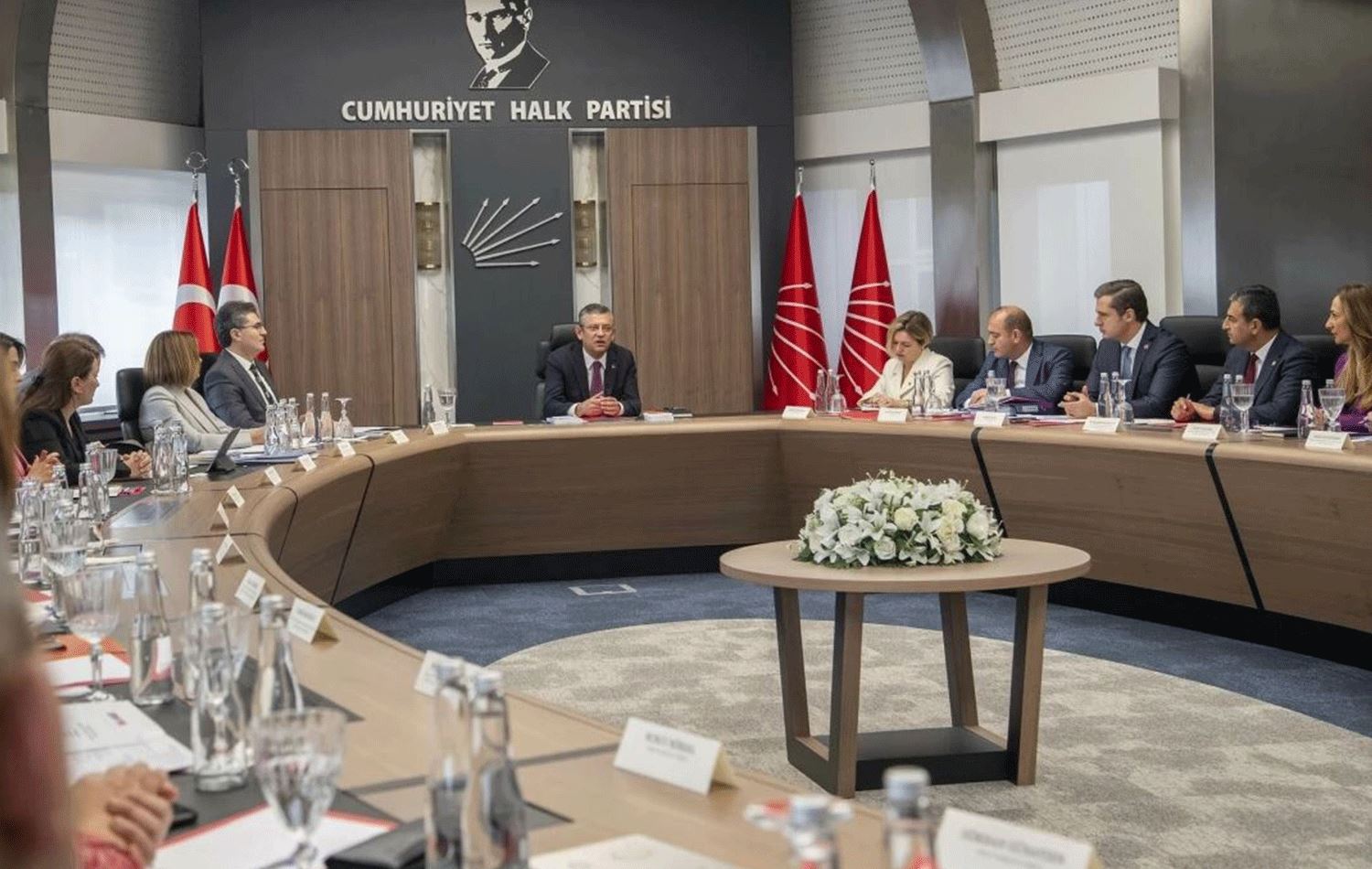 CHP MYK’sında Hatay tekrar ele alındı: Lütfü Savaş’ın adaylığı geri çekilebilir iddiası