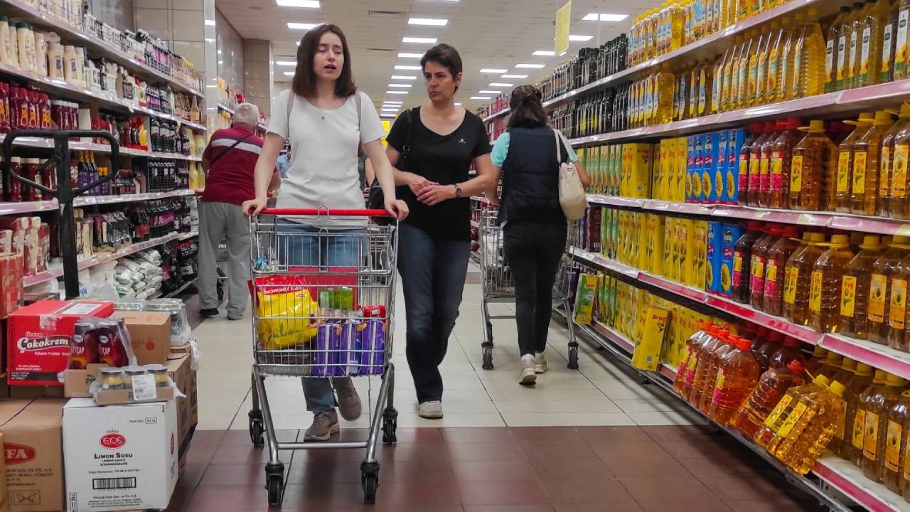 Aziz Çelik'ten TÜİK'in sakladığı hissedilen enflasyon tepkisi: Sanırsınız kozmik oda verileri!