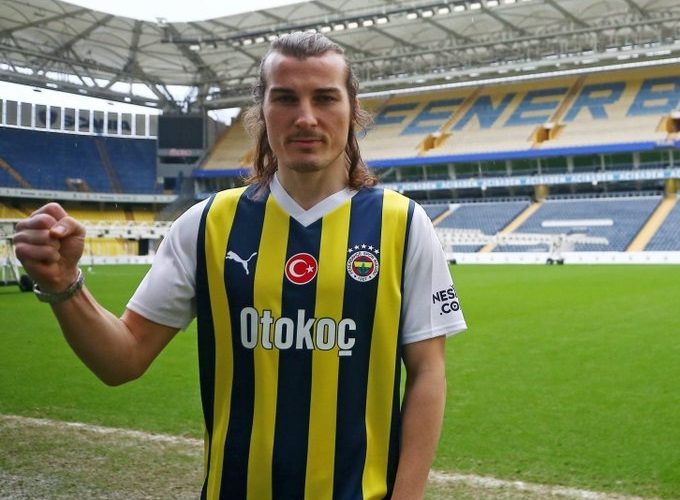 Fenerbahçe, Çağlar Söyüncü transferini açıkladı