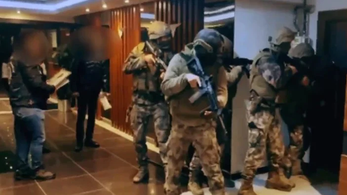 Bakan Yerlikaya duyurdu: 'Sibergöz-20' operasyonlarından 64 kişi yakalandı