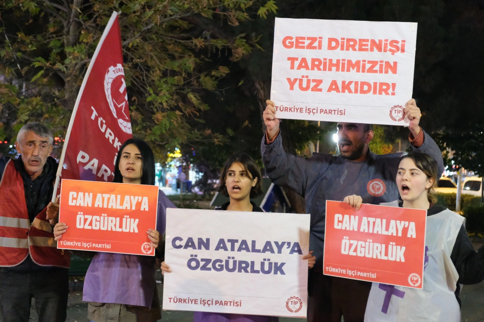 TİP Can Atalay’ın vekilliğin düşürülmesine tepki göstermek için sokağa çıkıyor