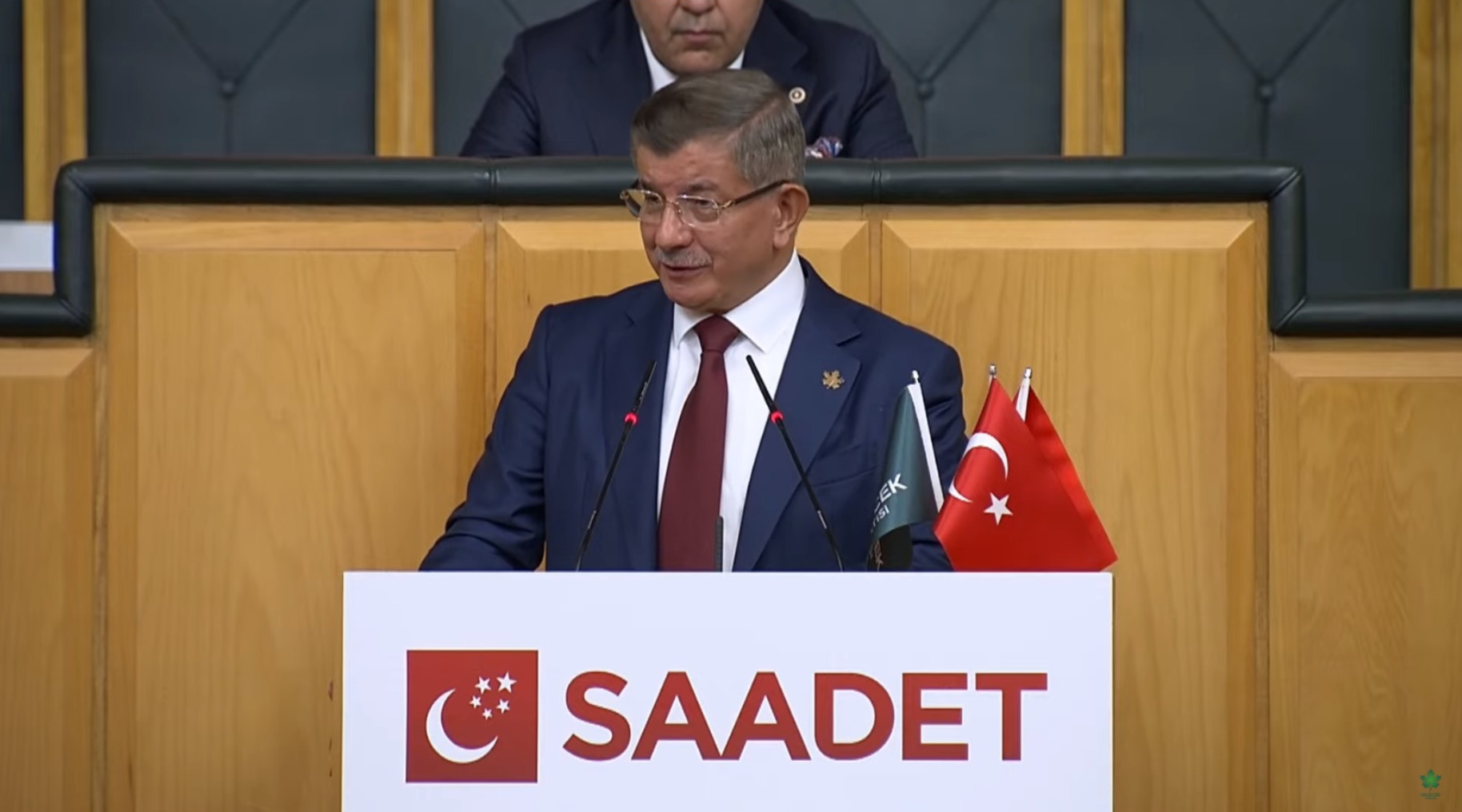 Ahmet Davutoğlu'ndan Bekir Bozdağ'a: Kullanılmaktan bıkmadı