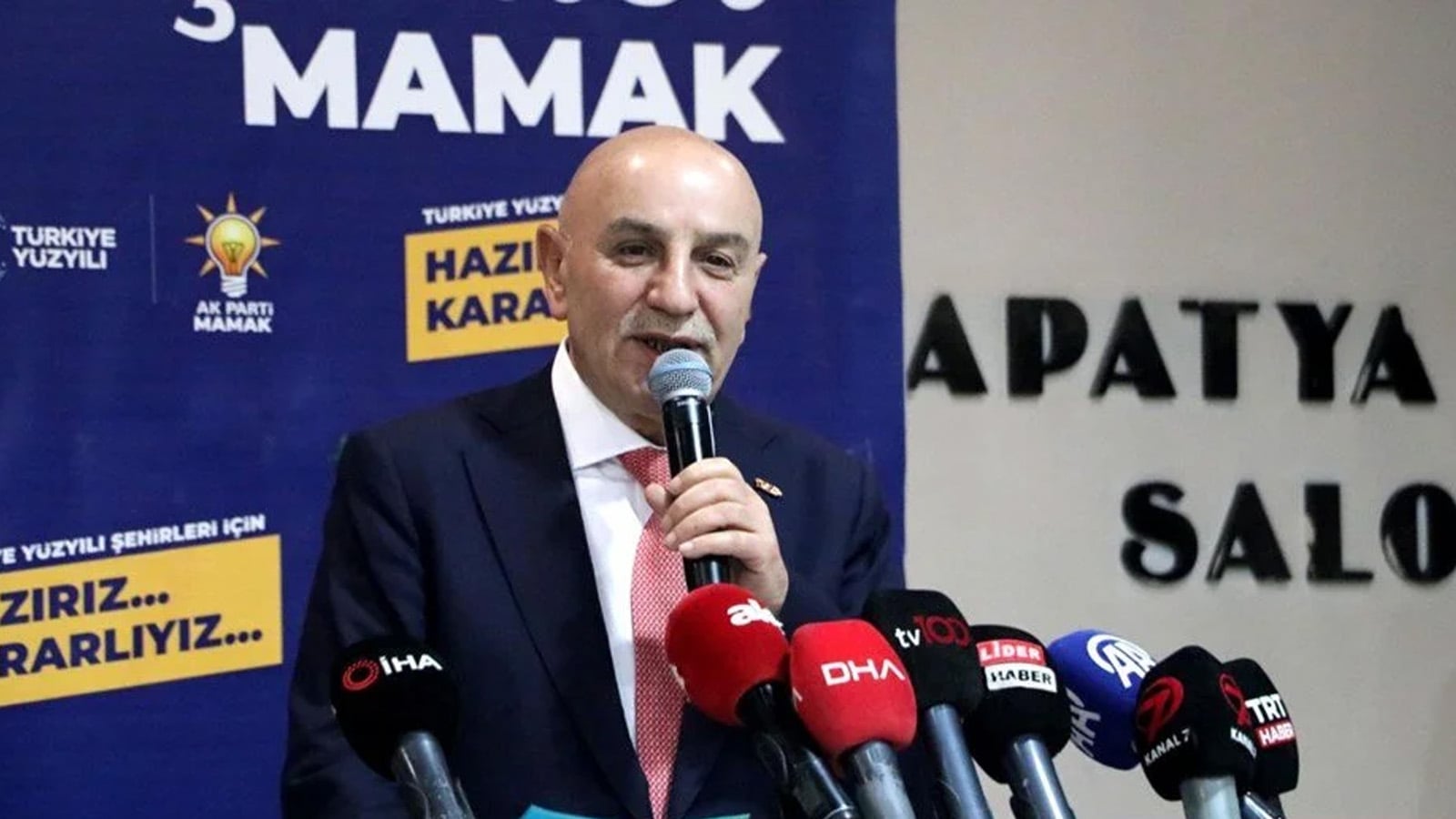 AKP'li Altınok, Esenboğa Havalimanı'ndaki metro eksikliğini eleştirdi: Vatandaş 'orası 18 yıl önce işleme konmuş bir metro' diyerek tepki gösterdi