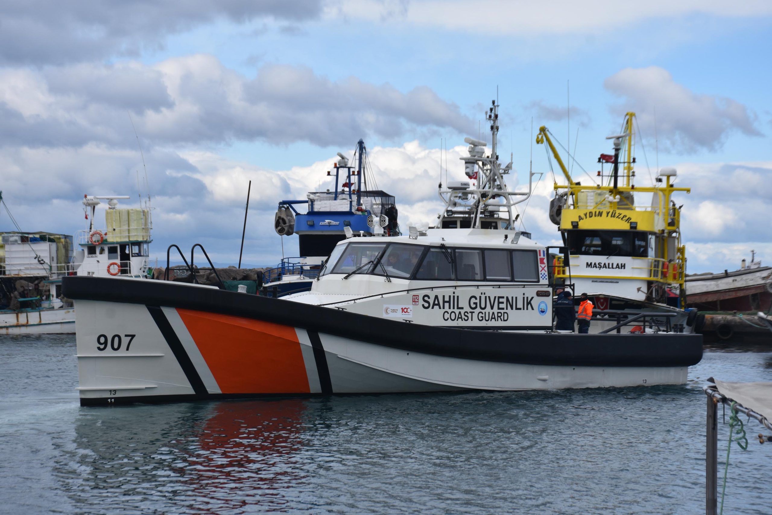 Kayıp balıkçıyı arama çalışmaları 3'üncü gününde