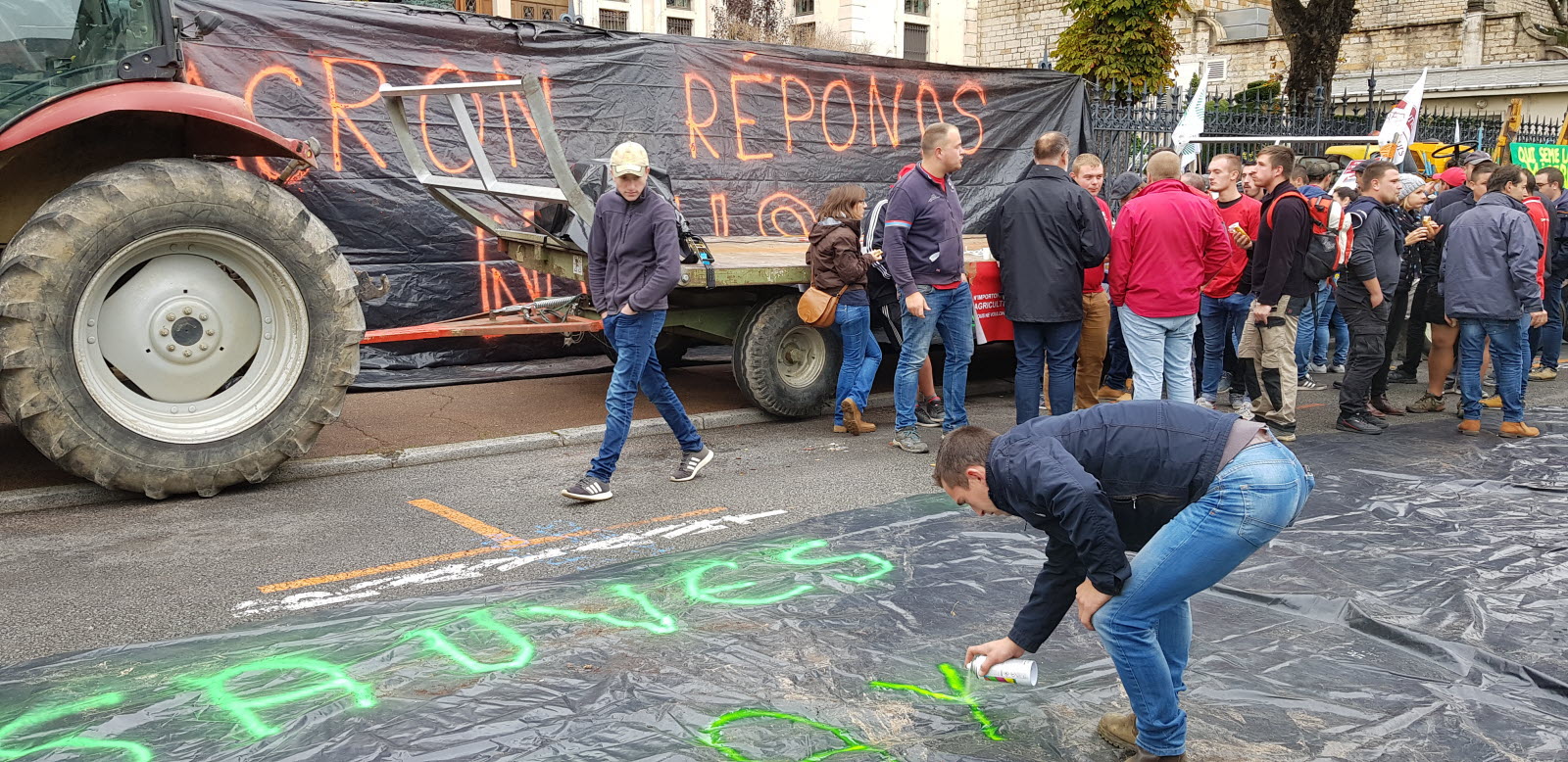 Fransa'da çiftçilerin eylemi sonuç getirdi, hükümet yeni tedbirlerini açıkladı