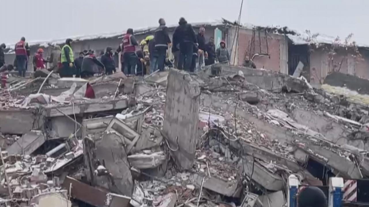 Depremde 17 kişinin öldüğü Kırçuval Otel'de delil karartma riski