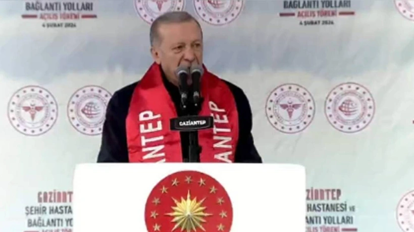 Erdoğan, Gaziantep'te konuştu: Asrın afetinin üzerinden bir yıl geçmişken yaraları sarma sözümüzü yerine getiriyoruz